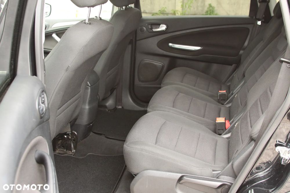 Ford S-Max 2.0 TDCi DPF Titanium - 19