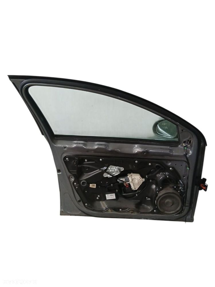 DRZWI LEWY PRZÓD LA7T VW PASSAT B6 DRZWI LEWY PRZÓD PASSAT B6 - 4
