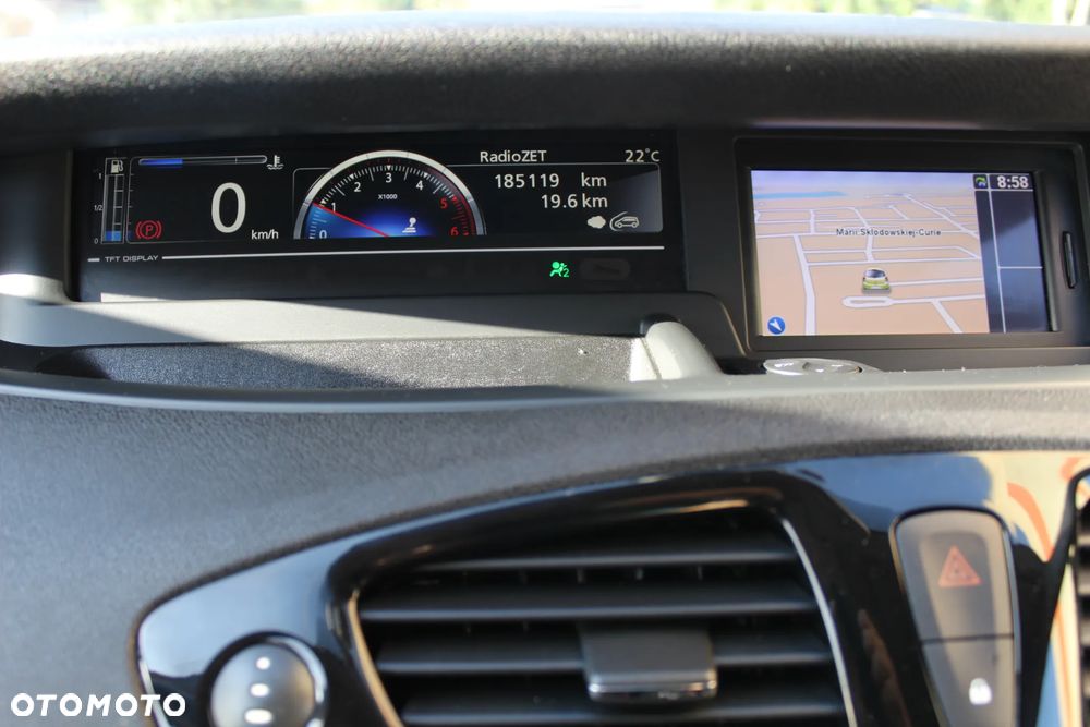 Renault Scenic - 17