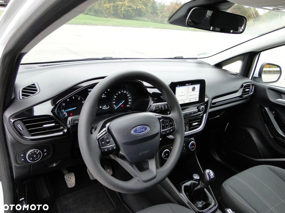 Ford Fiesta - 11