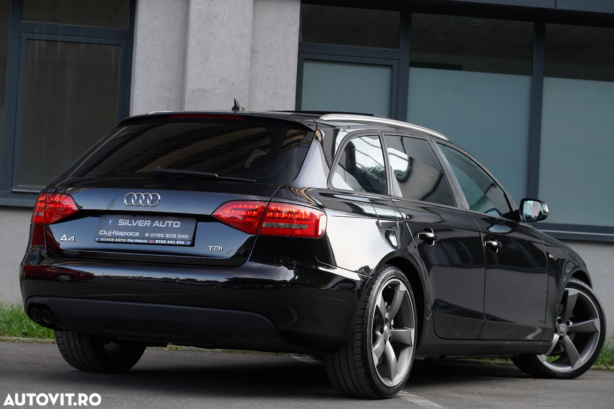 Audi A4 Avant 2.0 TDI DPF multitronic S line Sportpaket (plus) - 16