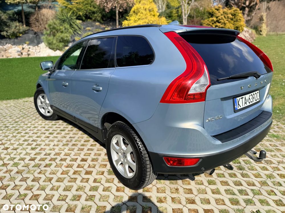 Volvo XC 60 D3 Momentum - 4