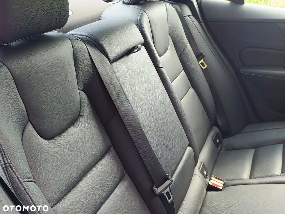 Volvo S60 B5 B AWD Inscription - 22