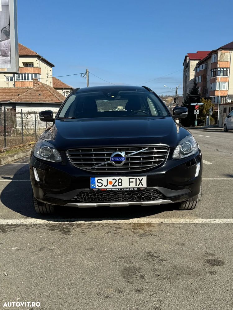 Volvo XC 60 D4 AWD Geartronic Summum - 1