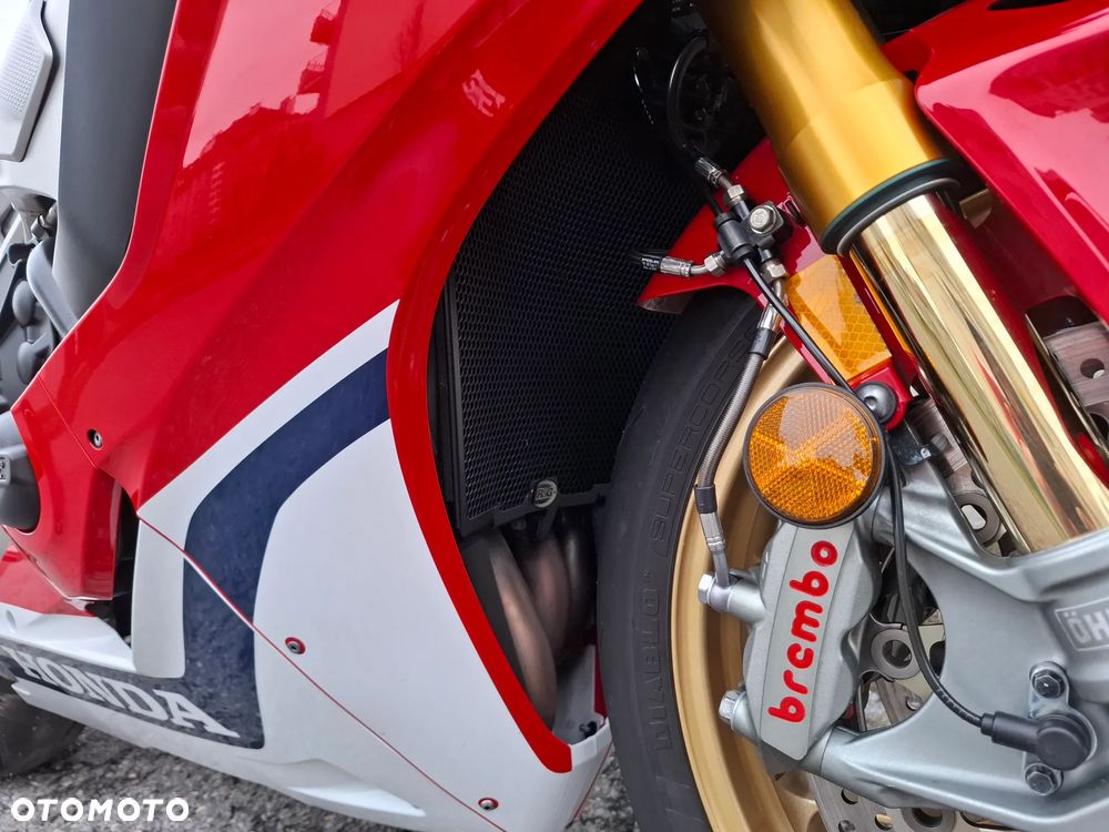 Honda CBR - 14