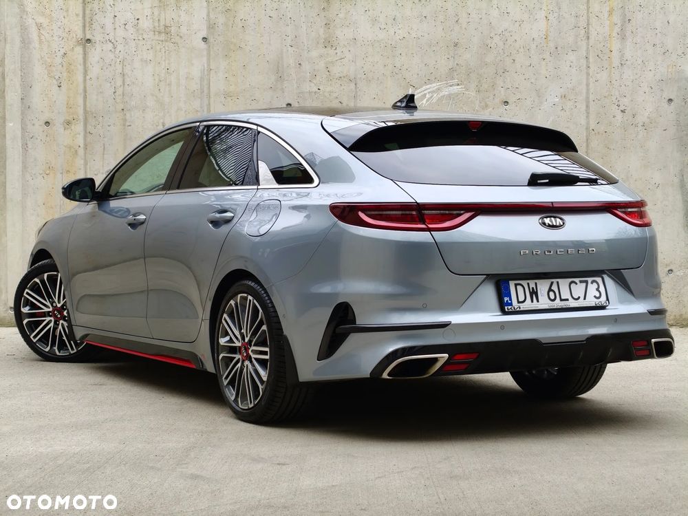 Kia ProCeed - 2
