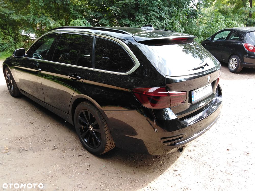 BMW Seria 3 318d Sport Line - 4