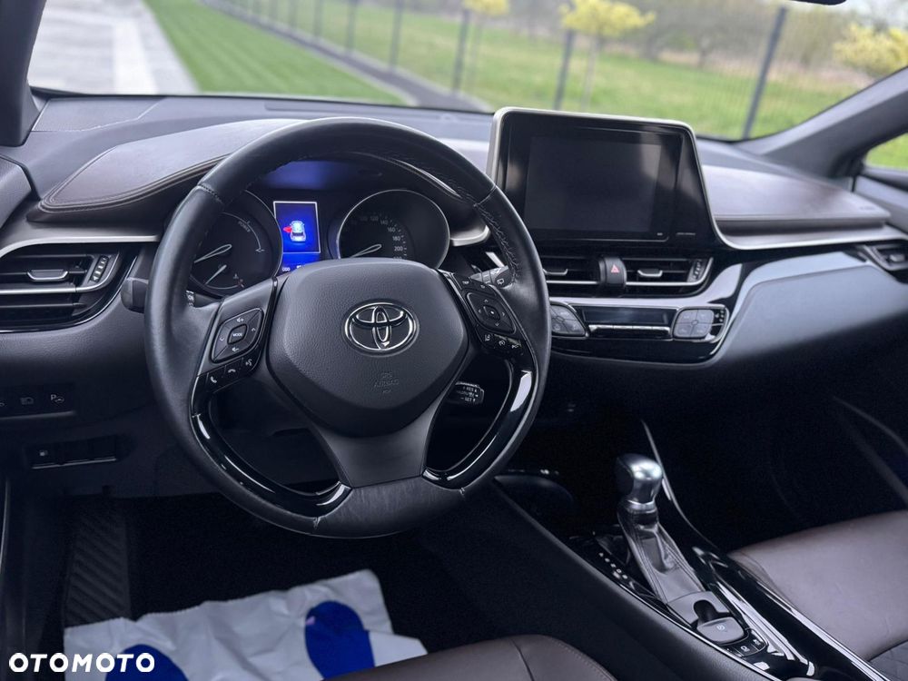 Toyota C-HR - 13