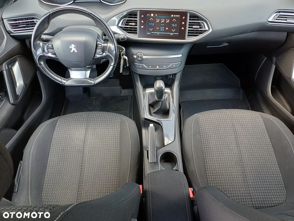 Peugeot 308 - 7