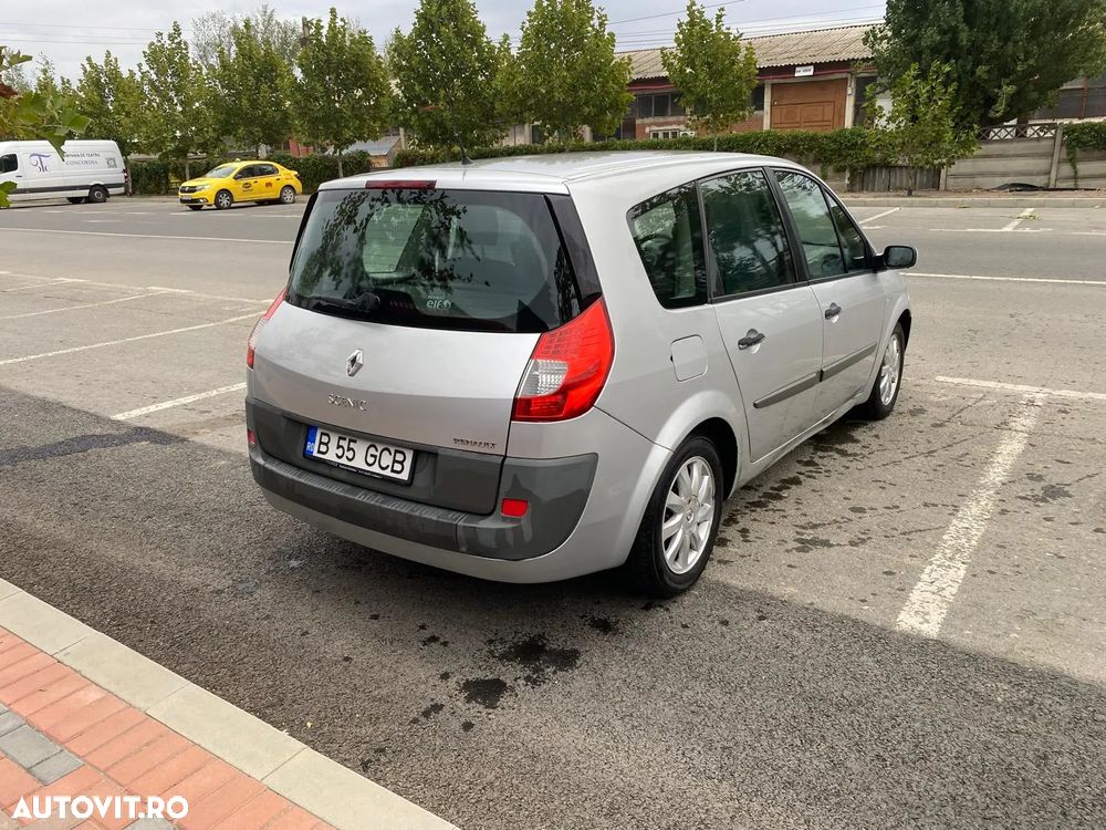 Renault Scenic - 5