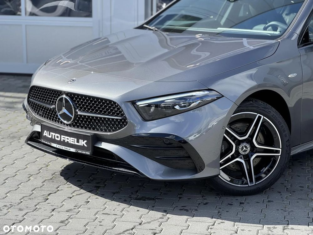 Mercedes-Benz Klasa A 250 e PHEV AMG Line 8G-DCT - 3