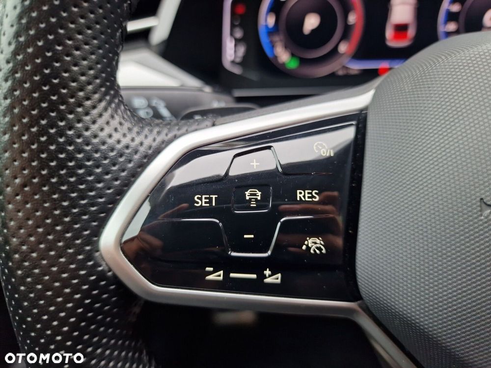 Volkswagen Arteon 2.0 TDI Elegance DSG - 32