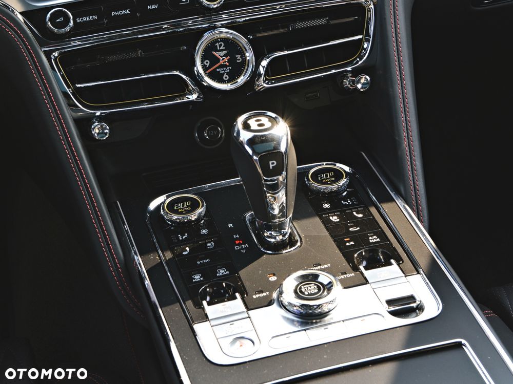 Bentley Flying Spur - 31