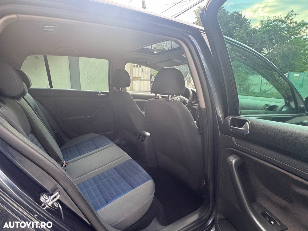 Volkswagen Golf - 7