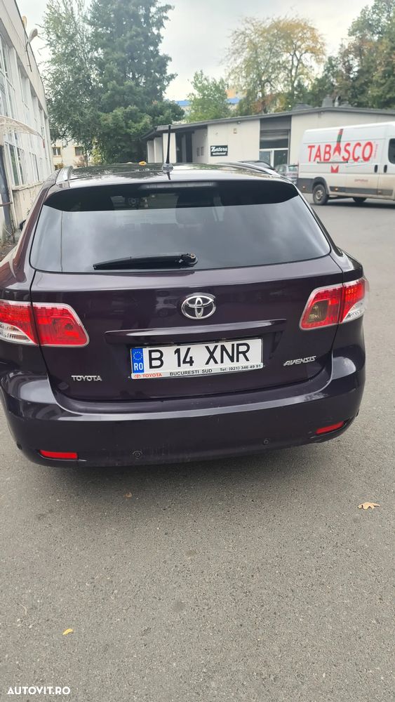 Toyota Avensis 2.2 D-CAT Elegance - 3