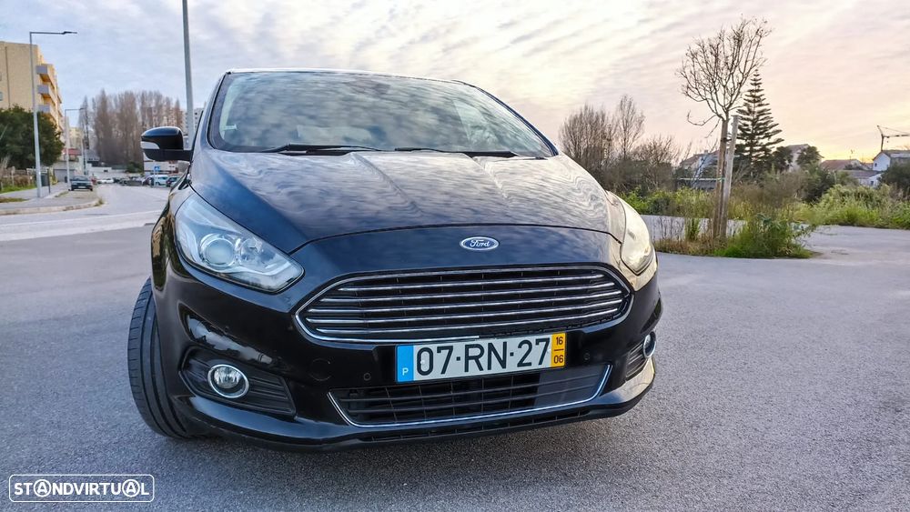 Ford S-Max 2.0 TDCi Titanium - 4