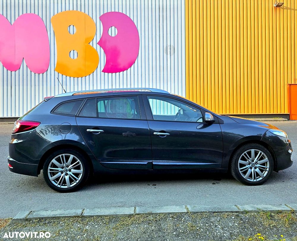 Renault Megane 1.6 dCi Energy Sporty Dynamique - 2