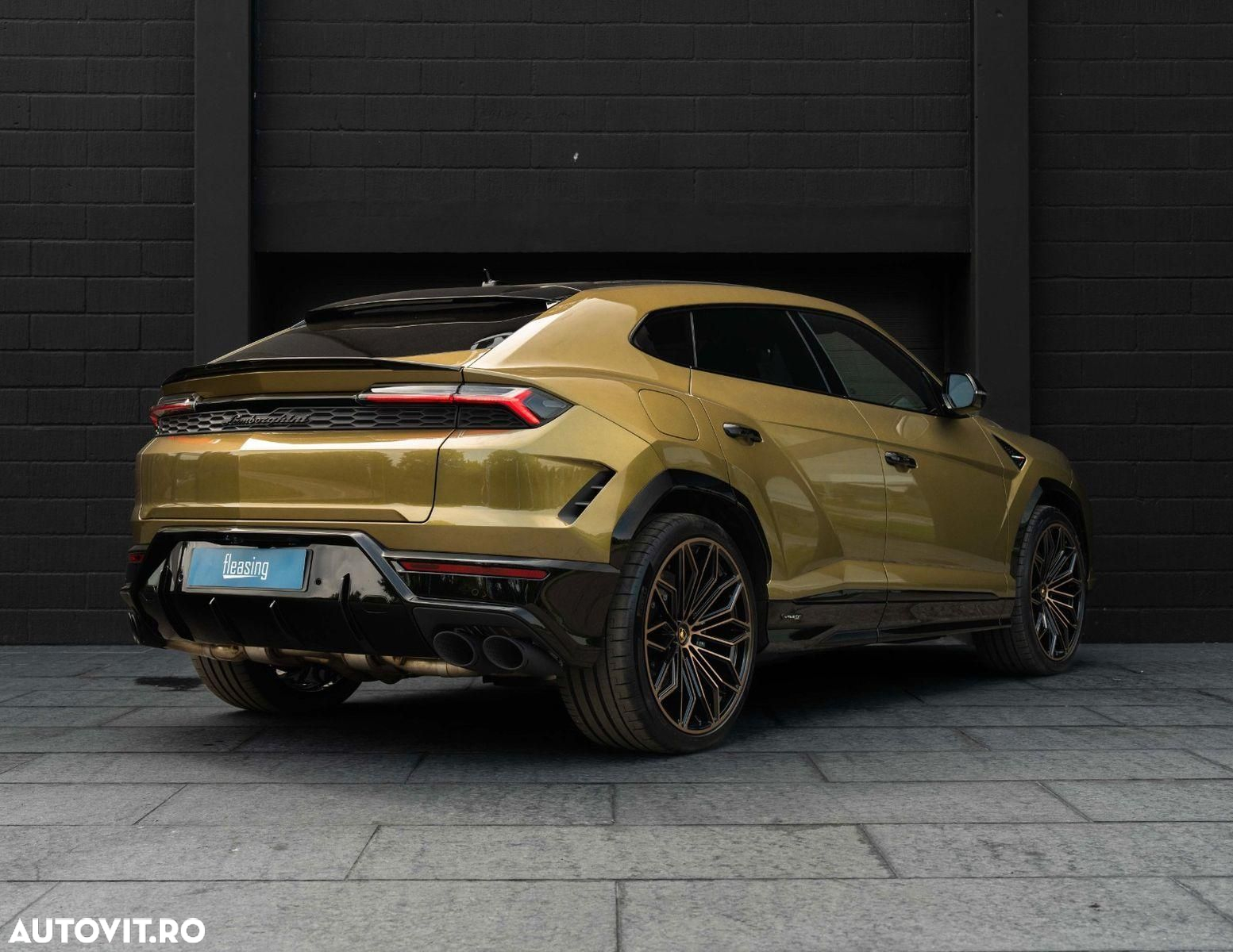 Lamborghini URUS - 11
