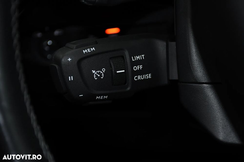 DS Automobiles DS 7 Crossback - 25