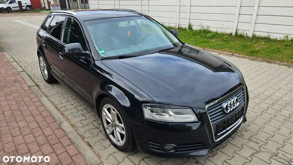 Audi A3 Sportback 1.4 TFSI Attraction - 1