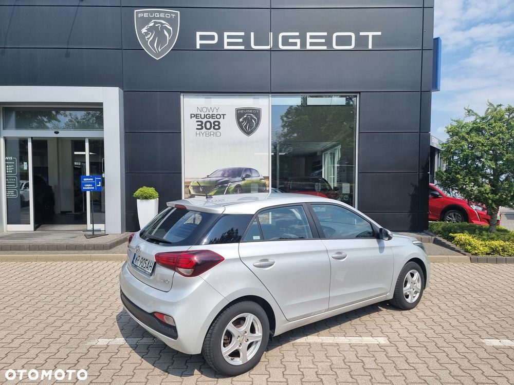 Hyundai i20 1.2 BlueDrive Classic + - 11