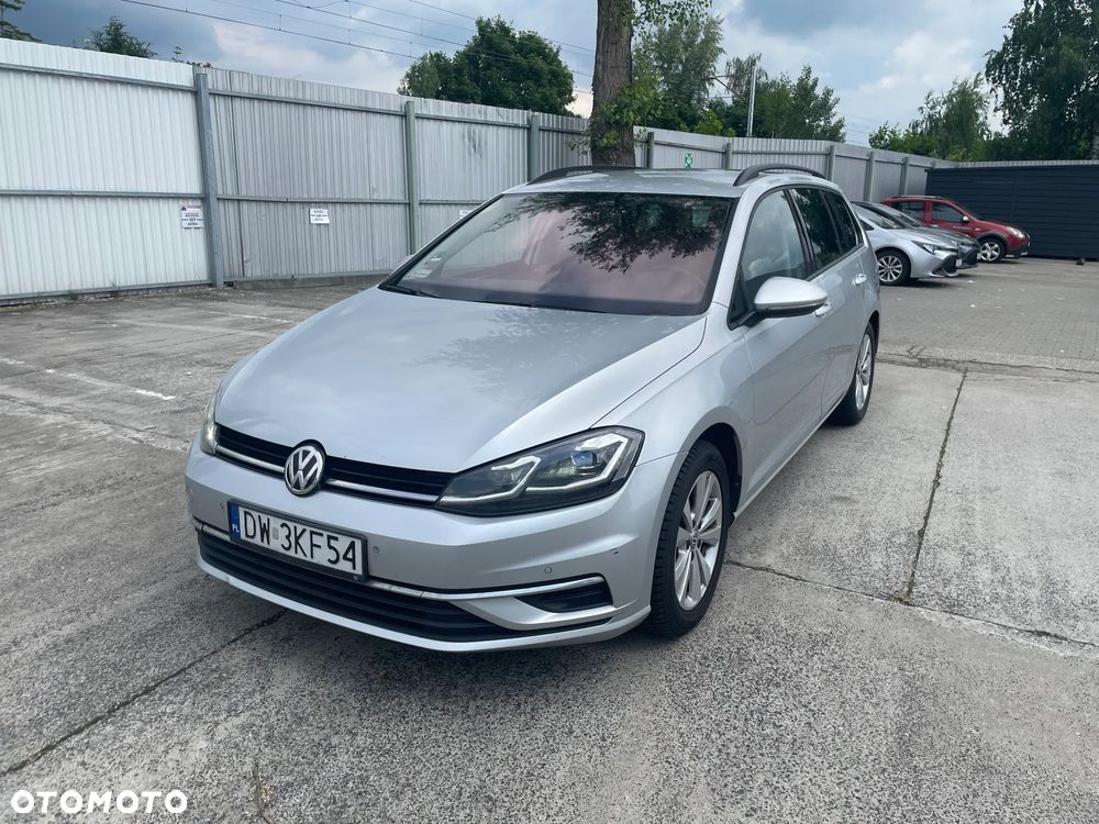 Volkswagen Golf 1.5 TSI BMT Evo Comfortline DSG - 1