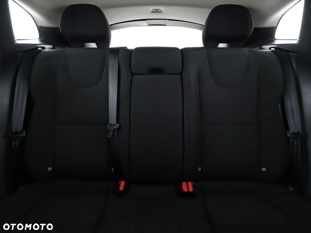 Volvo V40 D2 Kinetic - 19