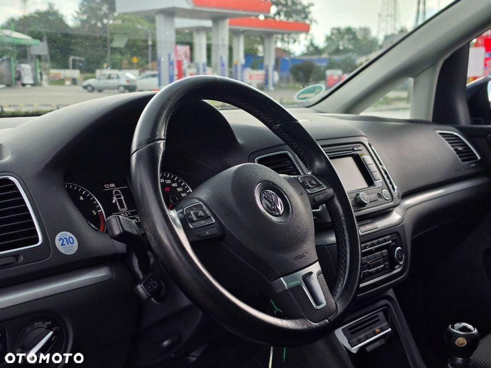 Volkswagen Sharan - 24