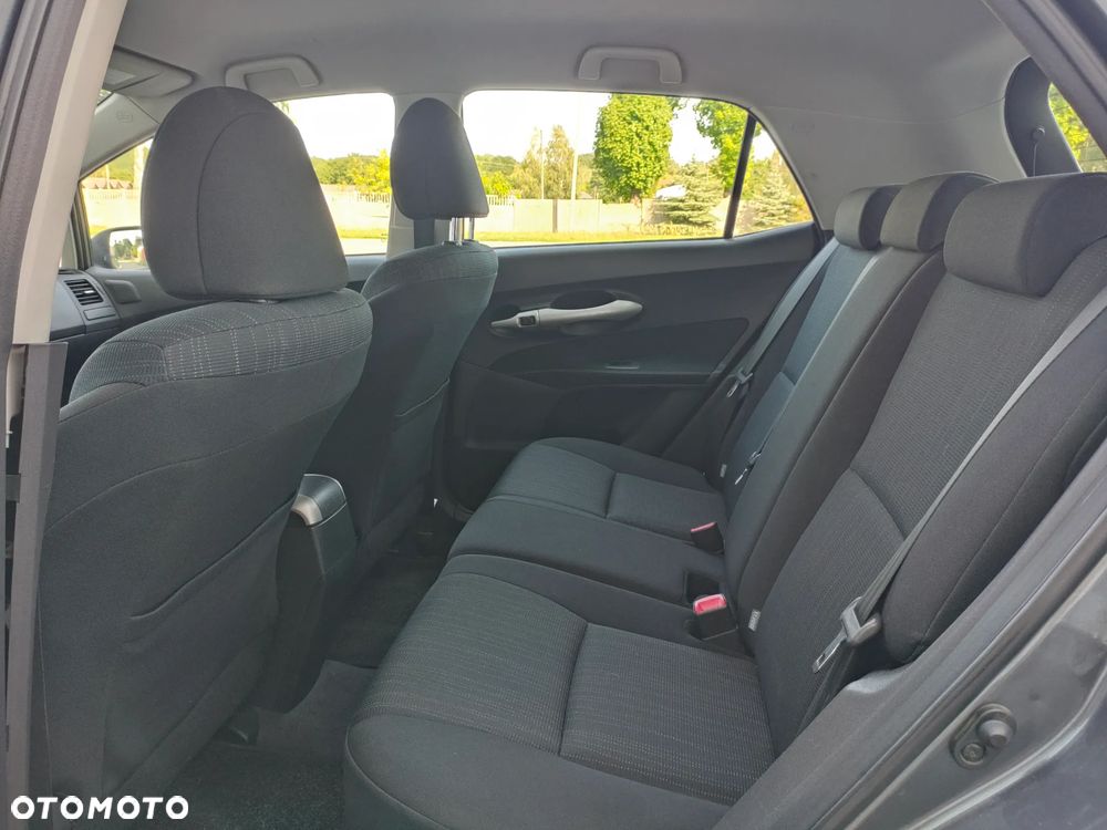 Toyota Auris 1.33 VVT-i - 15