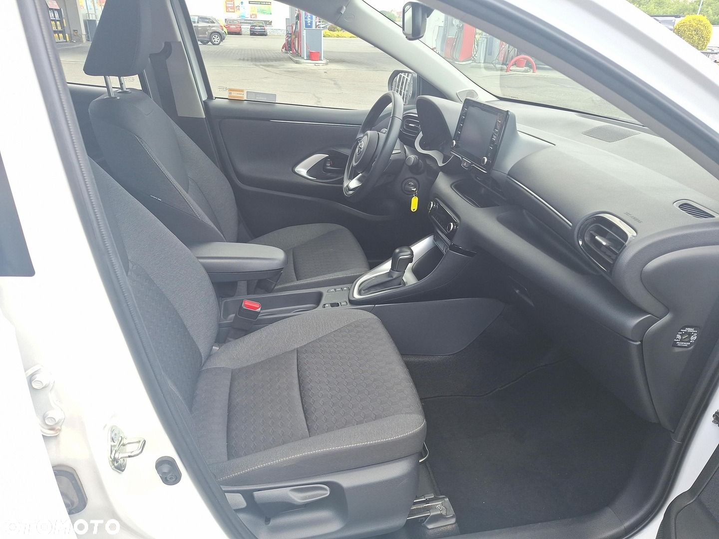 Toyota Yaris - 8
