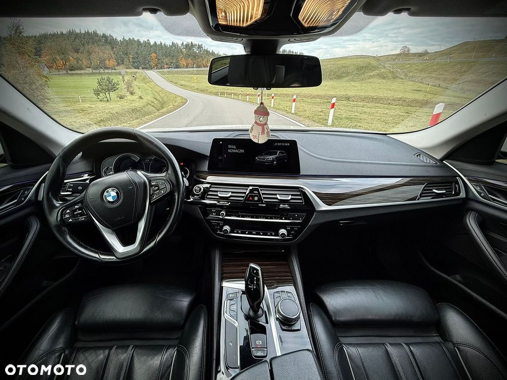 BMW Seria 5 520d Luxury Line - 10