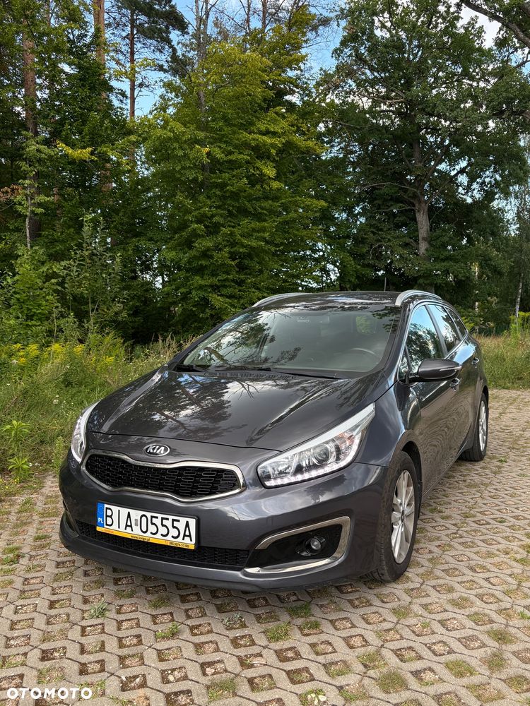 Kia Ceed 1.6 GDI L DCT - 1