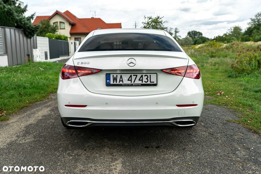 2022 Mercedes-Benz Klasa C 300 9G-TRONIC Avantgarde Advanced, photograph 6