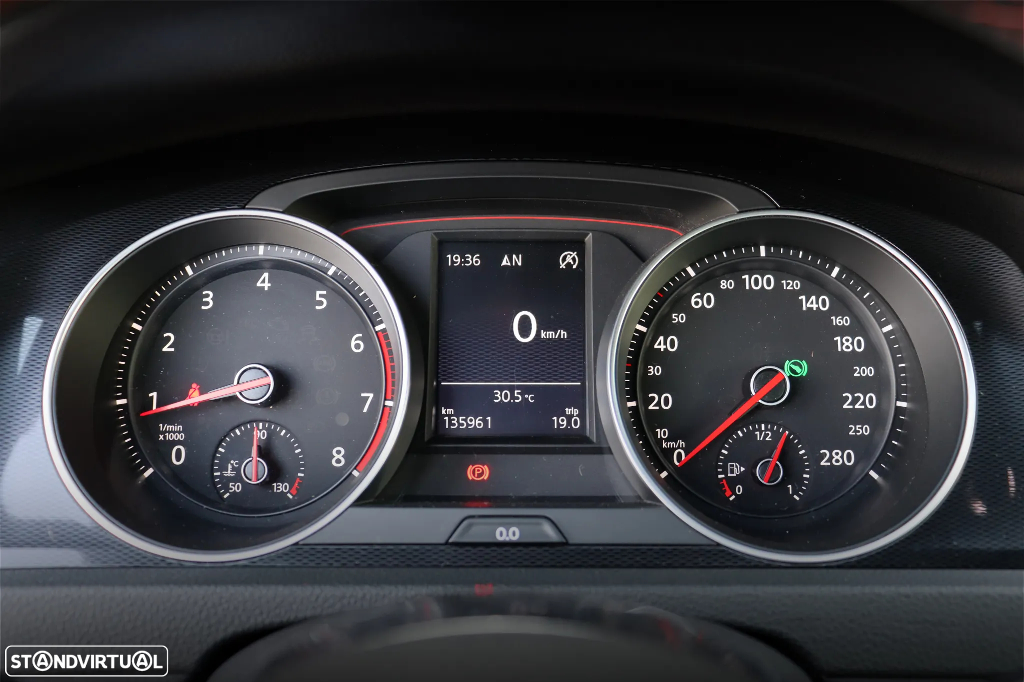 VW Golf 2.0 TSi GTi DSG - 28