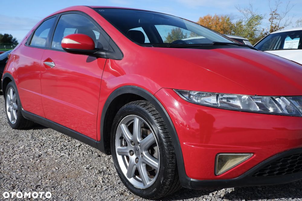 Honda Civic 1.8i-VTEC Sport - 2