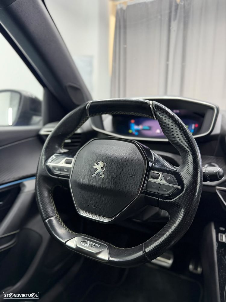Peugeot e-2008 GT - 15