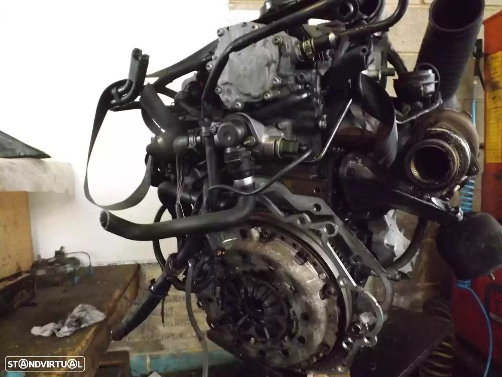 MOTOR COMPLETO AUDI A4 AVANT 2001 -AVF - 4