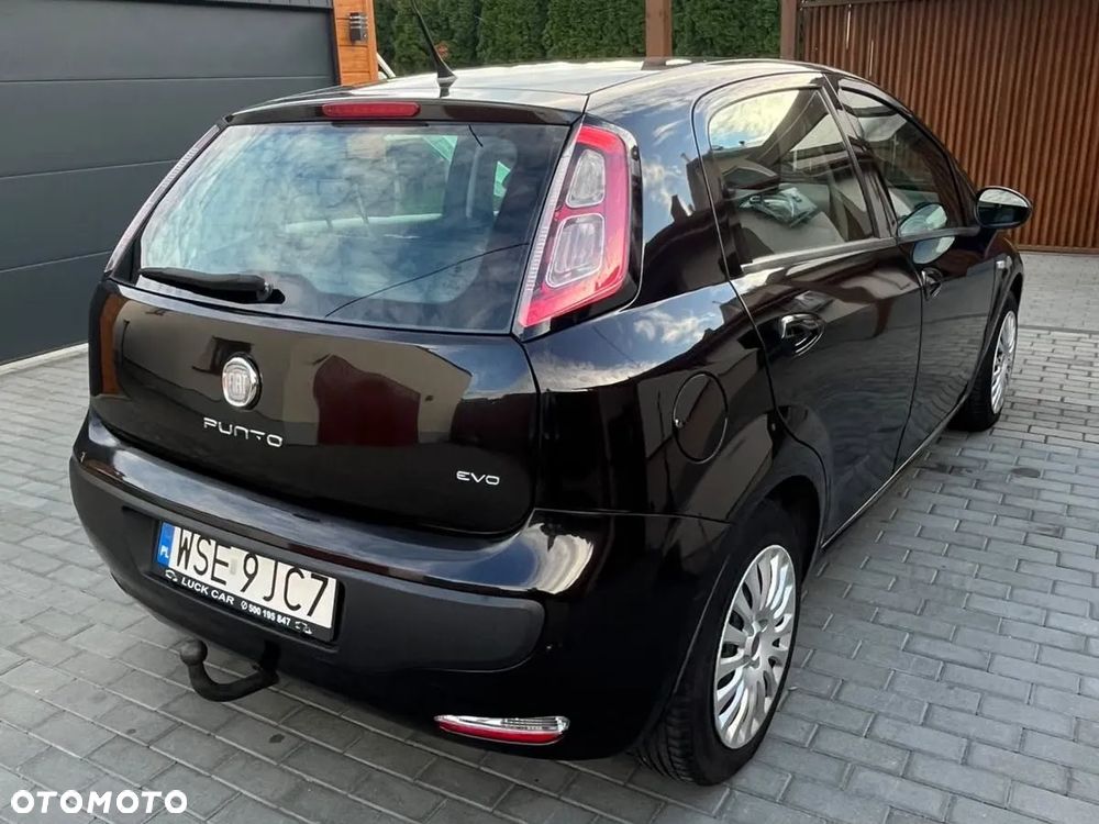 Fiat Punto 2010 photo 4