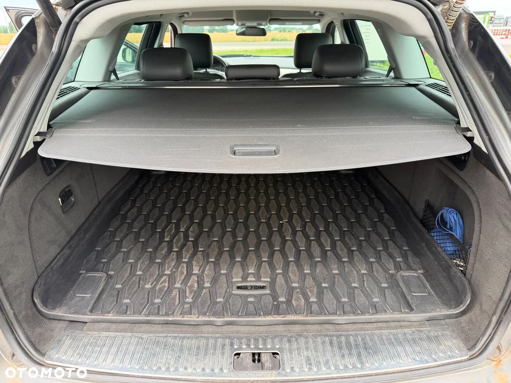 Jaguar XF 3.0 V6 D Premium Luxury - 22