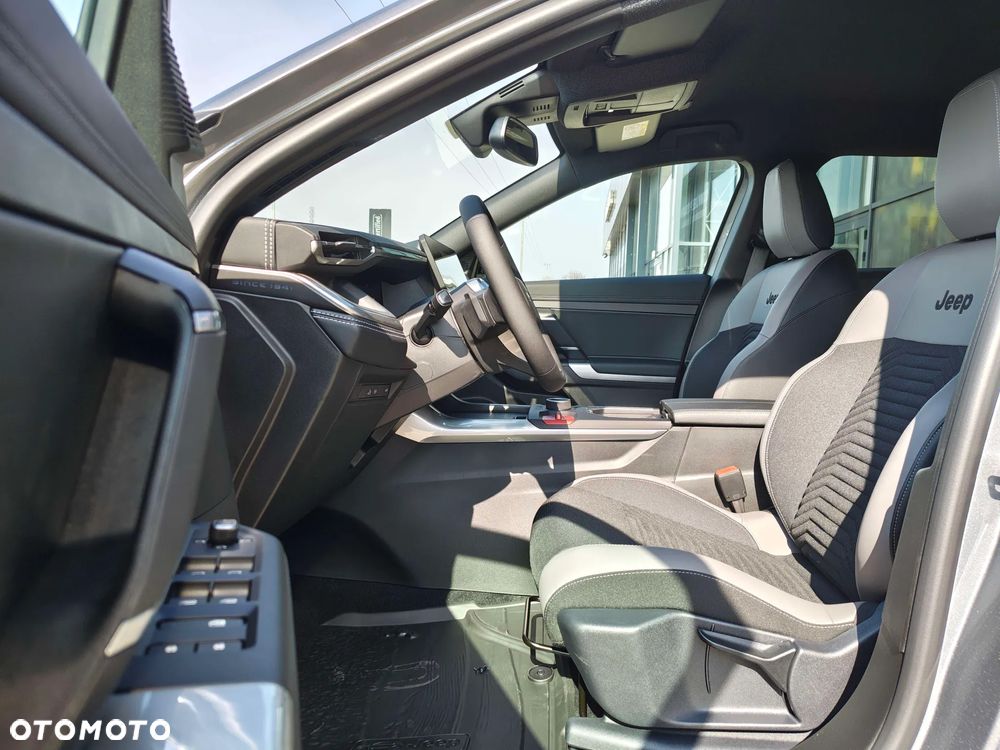 Jeep Compass ver-1-2-t3-mhev-first-edition-fwd-dct - 9