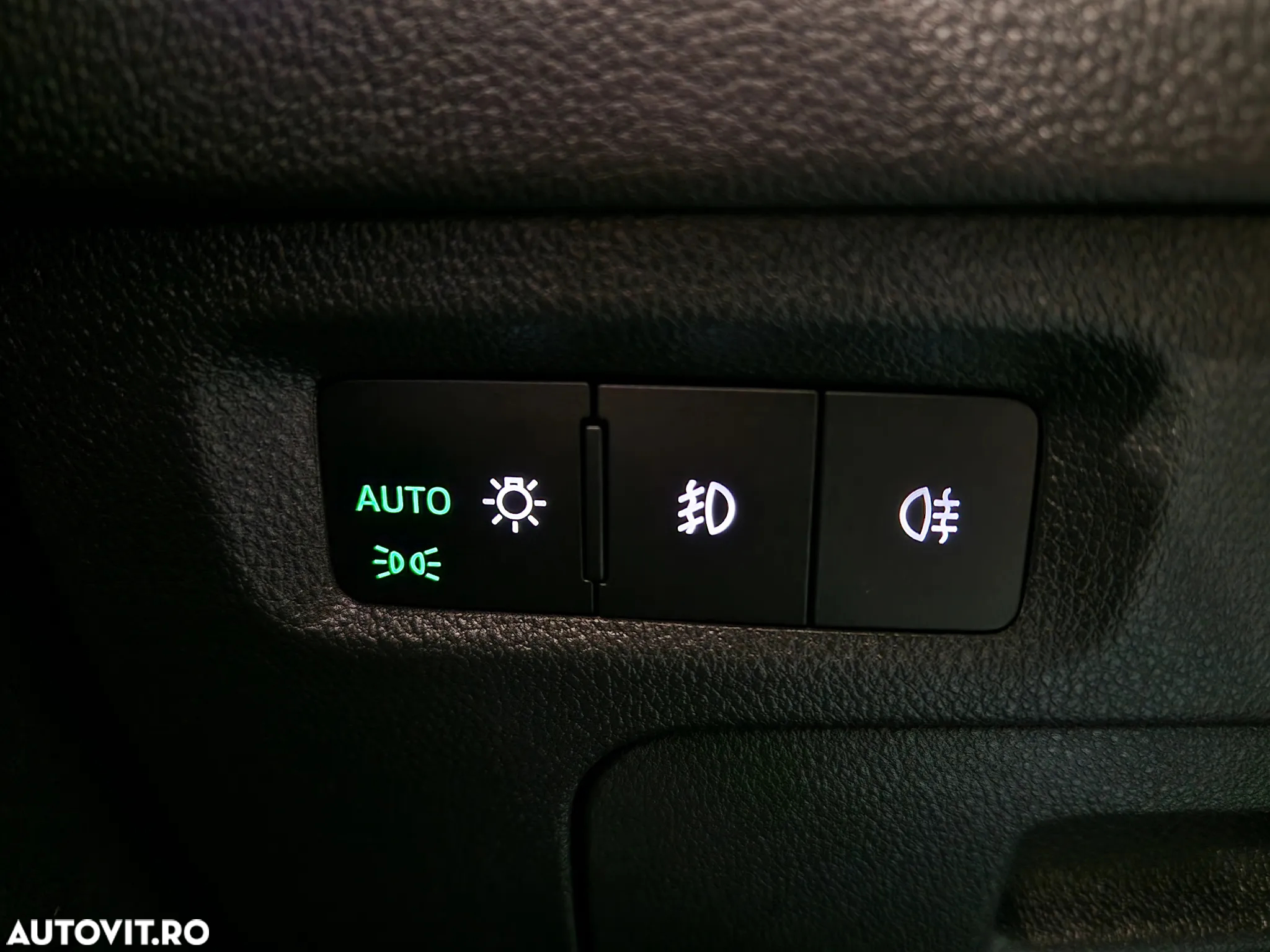 Skoda Octavia Combi 1.4 TSI iV DSG Style - 17