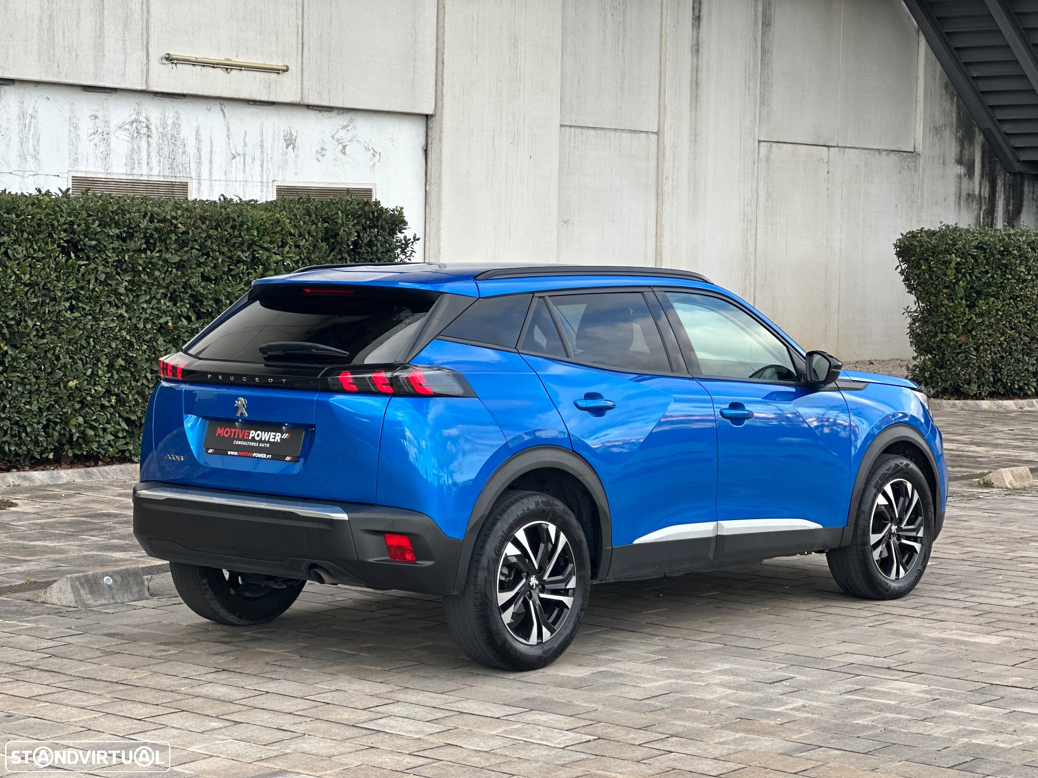 Peugeot 2008 1.2 PureTech Allure Pack - 9