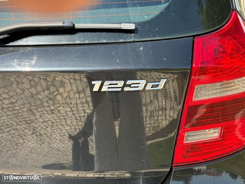 BMW 123 d - 15