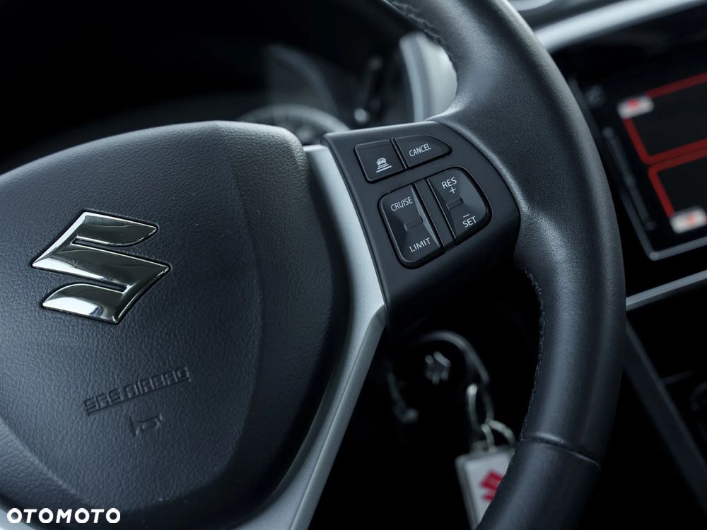 Suzuki Vitara 1.6 XLED 4WD - 28