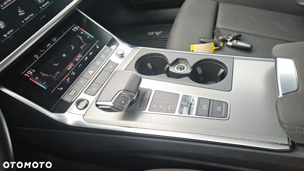 Audi A6 Avant - 27