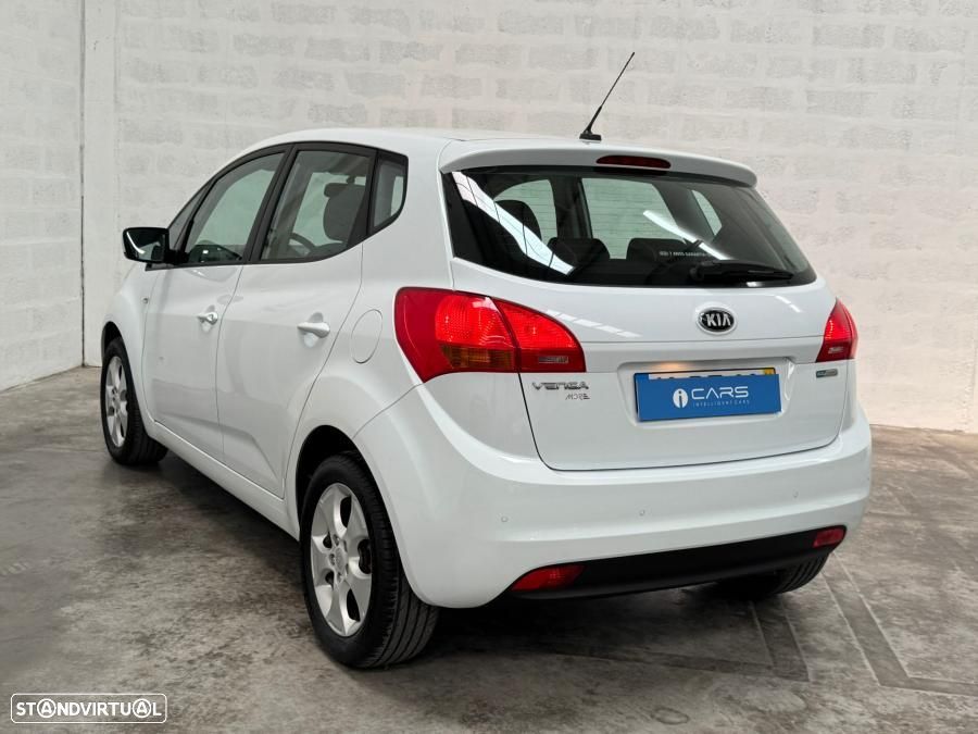 Kia Venga 1.4 CRDi ISG More - 5