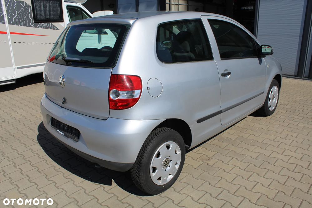 Volkswagen Fox 1.2 - 8