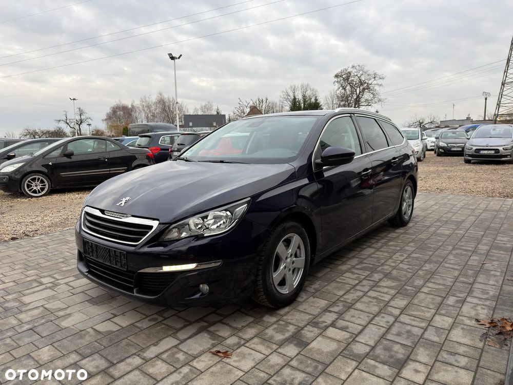 Peugeot 308 1.6 BlueHDi Allure S&S - 18