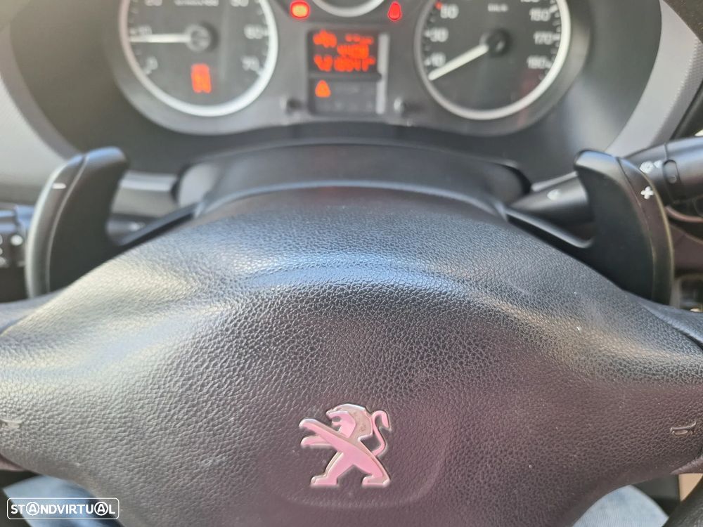 Peugeot Partner 1.6 HDi L1 Premium Automática - 17