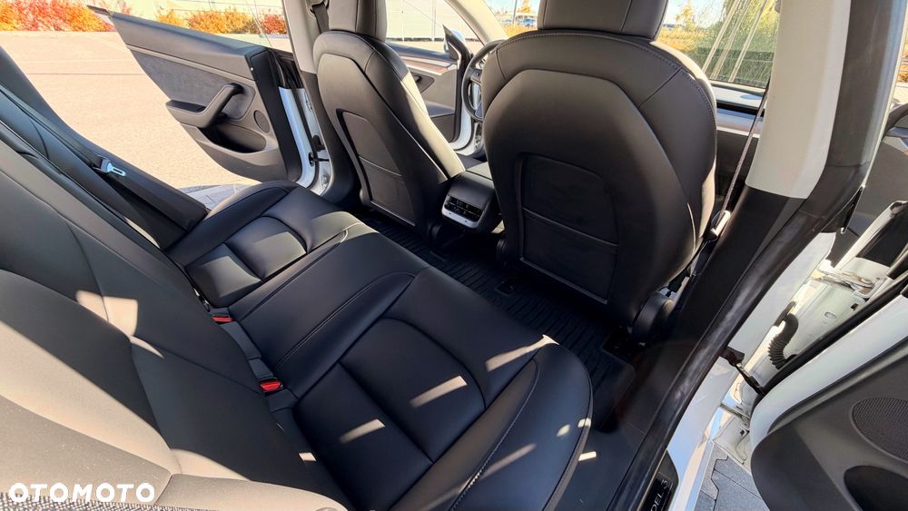 Tesla Model 3 Standard Reichweite Plus Hinterradantrieb - 6